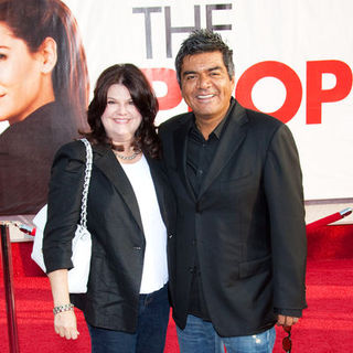 George Lopez;Ann Serrano; in "The Proposal" Los Angeles Premiere - Arrivals