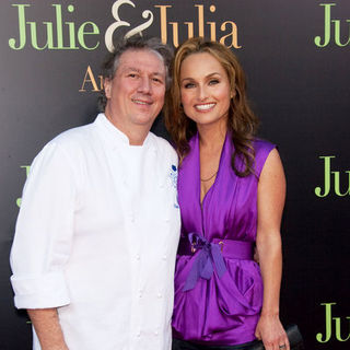 Giada De Laurentiis;Patrick Martin; in "Julie & Julia" - Los Angeles Premiere - Arrivals