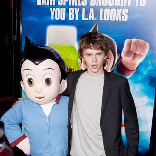 Freddie Highmore; in "Astro Boy" Los Angeles Premiere - Arrivals