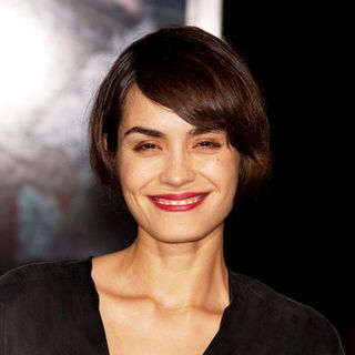 Shannyn Sossamon in "2012" Los Angeles Premiere - Arrivals