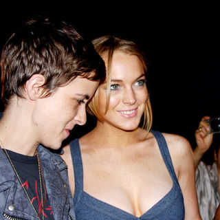 Samantha Ronson, Lindsay Lohan in Mercedes-Benz Fashion Week Spring 2009 - Charlotte Ronson Spring 09 Fashion Show