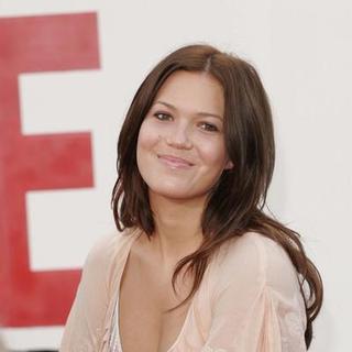 Mandy Moore; in Chicken Little World Premiere - Arrivals