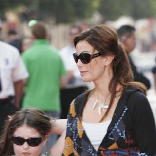Teri Hatcher; in Chicken Little World Premiere - Arrivals
