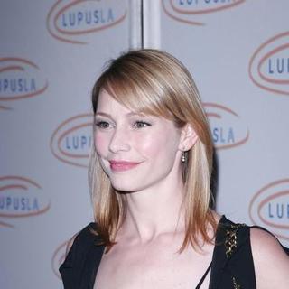 Meredith Monroe; in "Hollywood Bag Ladies" Lupus Luncheon