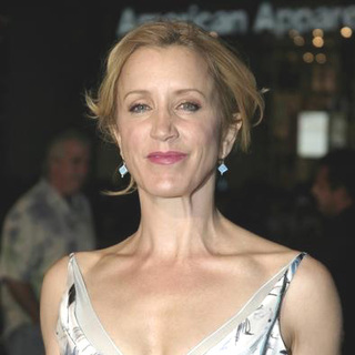 Felicity Huffman; in Sahara Los Angeles Premiere - Arrivals