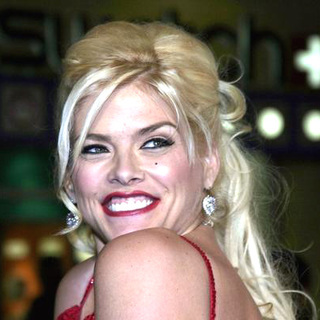 Anna Nicole Smith in Be Cool Movie Premiere