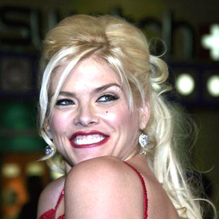 Anna Nicole Smith; in Be Cool Movie Premiere
