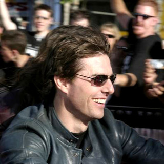 Tom Cruise; in War of the Worlds Fan Screening