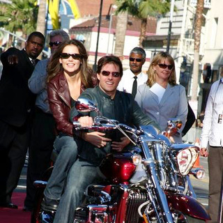 Tom Cruise;Katie Holmes; in War of the Worlds Fan Screening
