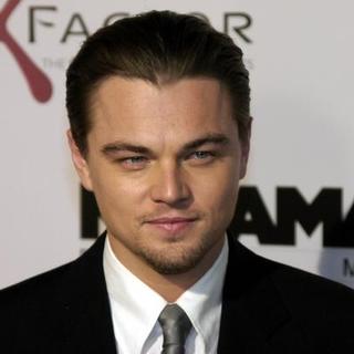 Leonardo DiCaprio; in The Aviator Los Angeles Premiere - Arrivals