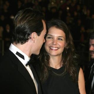 Katie Holmes;Chris Klein; in Ocean's Twelve Los Angeles Premiere - Arrivals