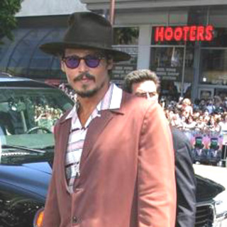 Johnny Depp; in Charlie and the Chocolate Factory World Premiere - Arrivals