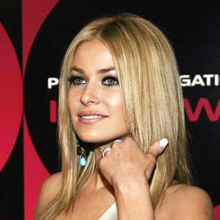 Carmen Electra; in Pioneer Electronics Automotive Navigation Systems Launch Party - Arrivals