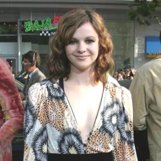 Amber Tamblyn; in Sisterhood of the Traveling Pants - Red Carpet
