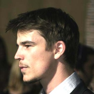 Josh Hartnett; in Wicker Park Los Angeles Premiere - Arrivals