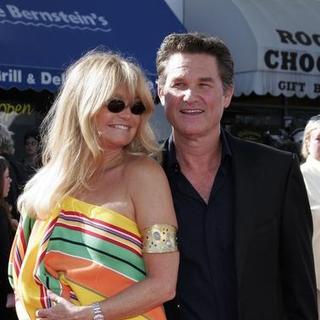 Kurt Russell;Goldie Hawn; in Dreamer Los Angeles Premiere - Arrivals