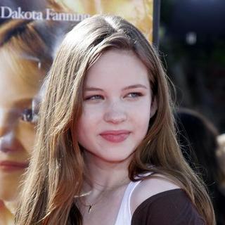 Daveigh Chase in Dreamer Los Angeles Premiere - Arrivals