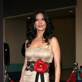 Catherine Zeta-Jones; in The Legend of Zorro Los Angeles Premiere - Red Carpet