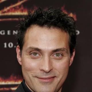 Rufus Sewell in The Legend of Zorro Los Angeles Premiere - Red Carpet