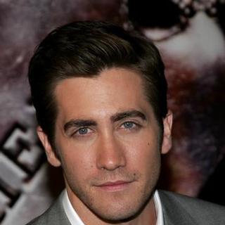 Jake Gyllenhaal; in Jarhead World Premiere - Arrivals