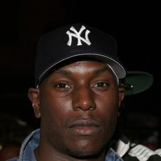 Tyrese Gibson; in Get Rich or Die Tryin' Los Angeles Premiere - Red Carpet