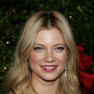 Amy Smart; in Just Friends Los Angeles Premiere - Arrivals