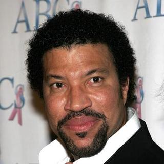 Lionel Richie in Diamond Jubilee Spirit of Hollywood Awards - Arrivals