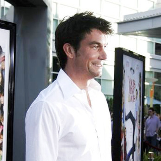 Jerry O'Connell; in Yours, Mine and Ours World Premiere - Arrivals