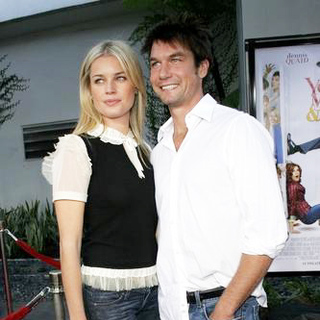 Jerry O'Connell;Rebecca Romijn; in Yours, Mine and Ours World Premiere - Arrivals