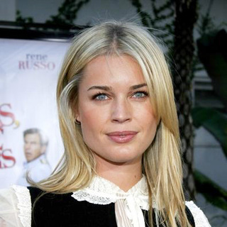 Rebecca Romijn; in Yours, Mine and Ours World Premiere - Arrivals