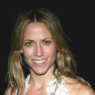 Sheryl Crow; in Los Angeles Free Clinic's 29th Annual Dinner Gala - Arrivals