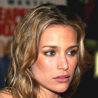 Piper Perabo; in Cheaper By The Dozen 2 World Premiere