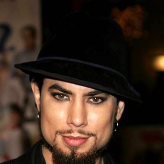 Dave Navarro in Cheaper By The Dozen 2 World Premiere