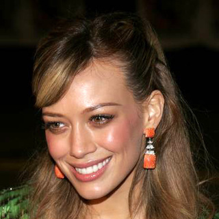 Hilary Duff; in Cheaper By The Dozen 2 World Premiere
