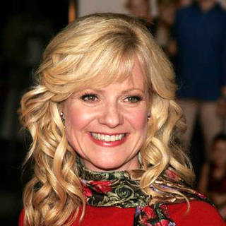 Bonnie Hunt; in Cheaper By The Dozen 2 World Premiere