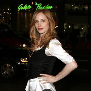 Jaime Ray Newman in World Premiere of Rumor Has It