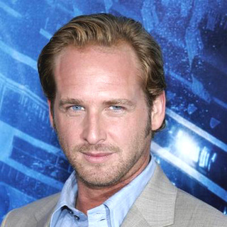 Josh Lucas in Poseidon Los Angeles Premiere