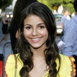 Victoria Justice; in Click Los Angeles Premiere