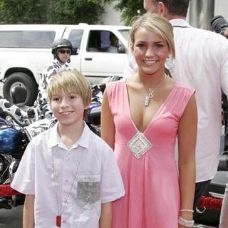 Jamie Lynn Spears in Barnyard World Premiere