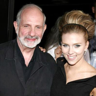 Scarlett Johansson;Brian De Palma; in The Black Dahlia Los Angeles Premiere
