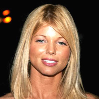 Donna D&rsquo;Errico Pictures with High Quality Photos