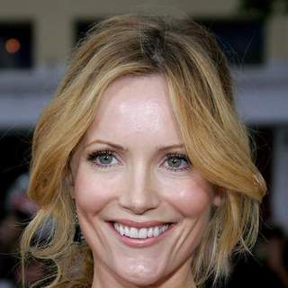Leslie Mann; in Knocked Up Los Angeles Premiere