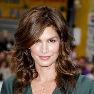Cindy Crawford; in Ocean's 13 Los Angeles Movie Premiere - Arrivals