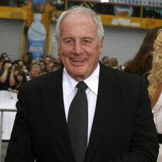Jerry Weintraub; in Ocean's 13 Los Angeles Premiere