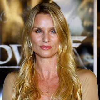 Nicollette Sheridan; in "Beowulf" Los Angeles Premiere - Arrivals