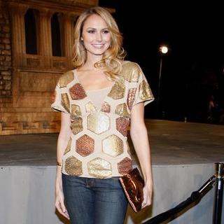 Stacy Keibler; in "Cloverfield" Los Angeles Premiere - Arrivals