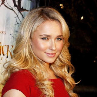 Hayden Panettiere in "The Spiderwick Chronicles" Los Angeles Premiere - Arrivals