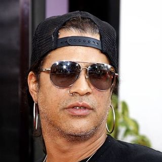 Slash in "The Mummy: Tomb of the Dragon Emperor" American Premiere - Arrivals