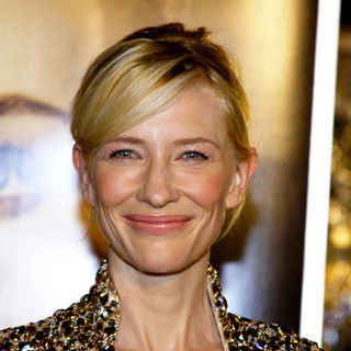 "The Curious Case Of Benjamin Button" Los Angeles Premiere - Arrivals