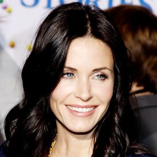 Courteney Cox in "Bedtime Stories" Los Angeles Premiere - Arrivals